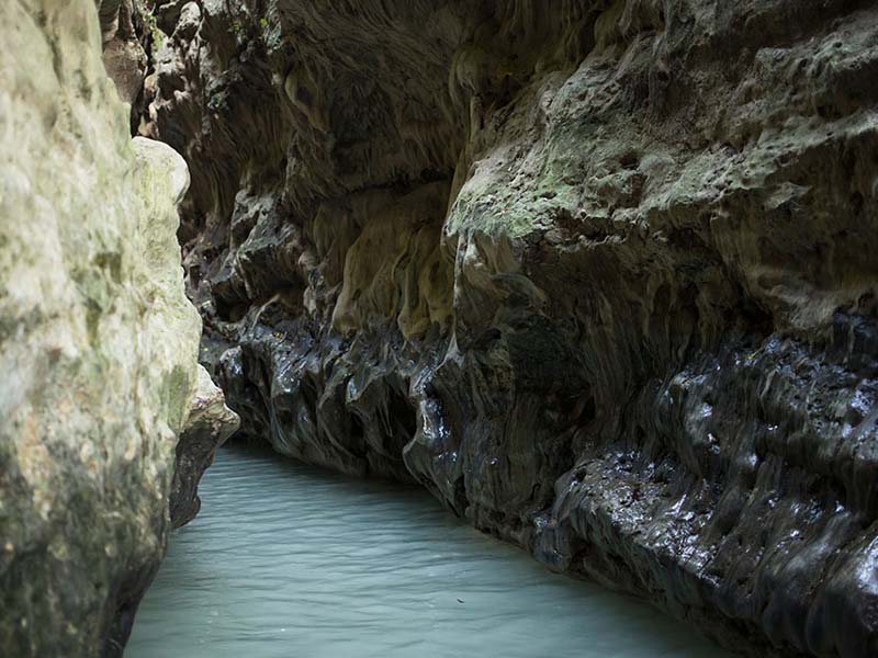 Robbers Cave  Guchhu Pani